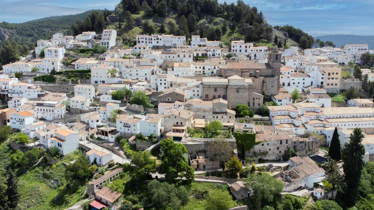 Hotel Poeta Jorge Manrique 塞古拉 - 德拉谢拉 外观 照片